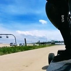 19 likes, 1 comments - Markus May (@markusmaysound) on Instagram: "45mph+ #esk8 #esk8life"