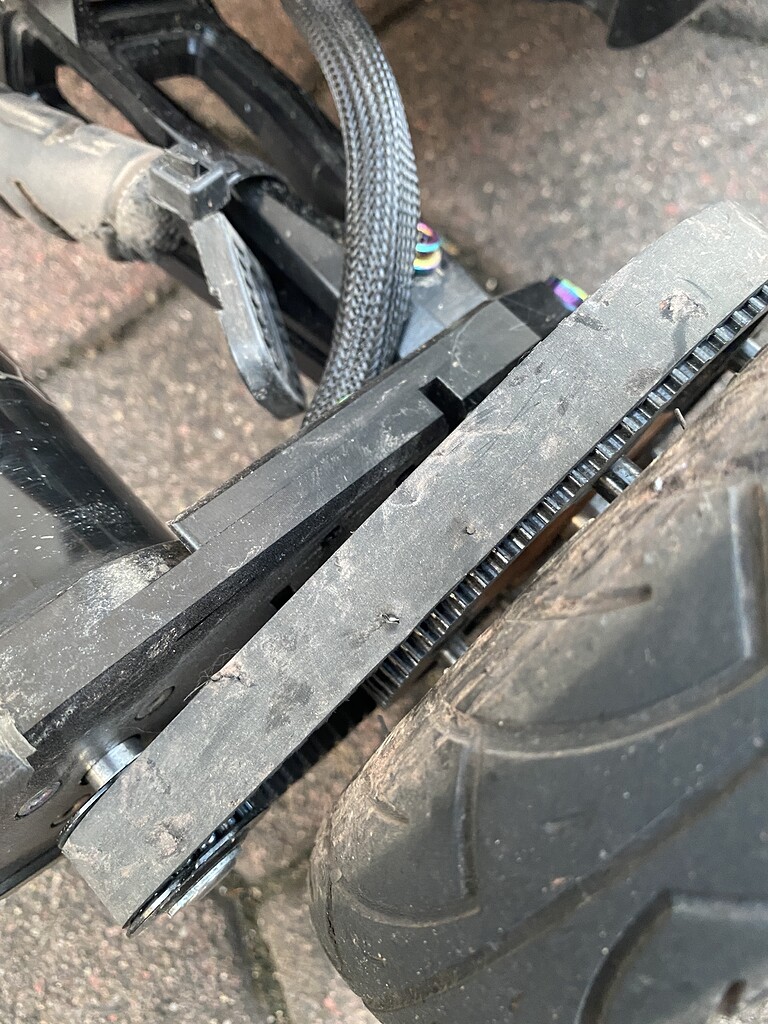 Small stones in belts - How-Tos & Esk8 mechanics - esk8.news