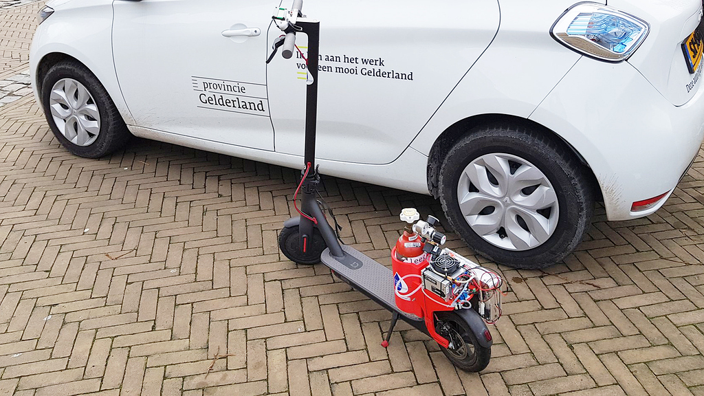 Proof of concept Xiaomi scooter modded with hydrogen