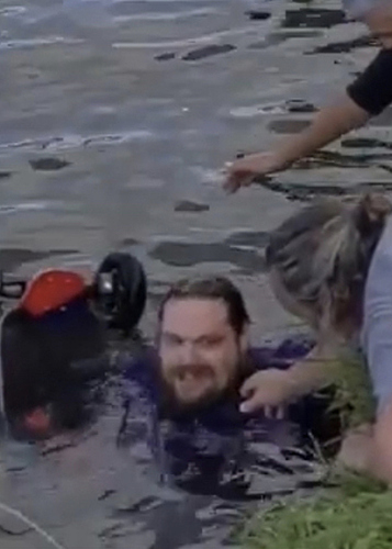 6f95441bf05b46407e4e27d7b5c55cb29cf271ed_2_714x1000