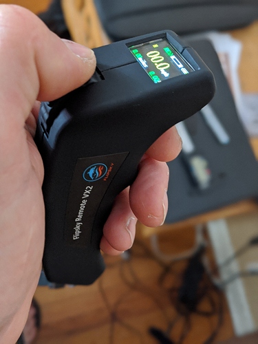 00100lrPORTRAIT_00100_BURST20200403100027055_COVER