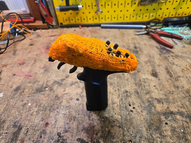 17565073452351676217588223529028