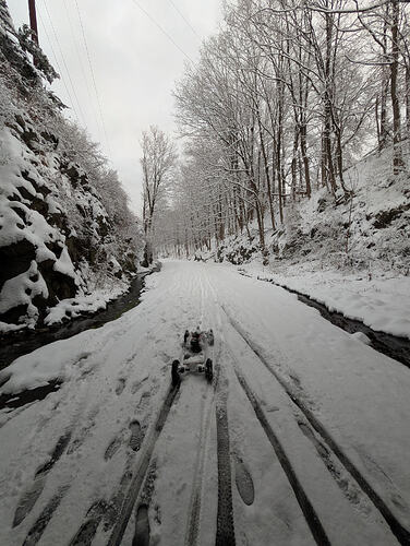 PXL_20260117_215445385