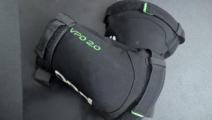 PXL_20251010_083033416.MP~2