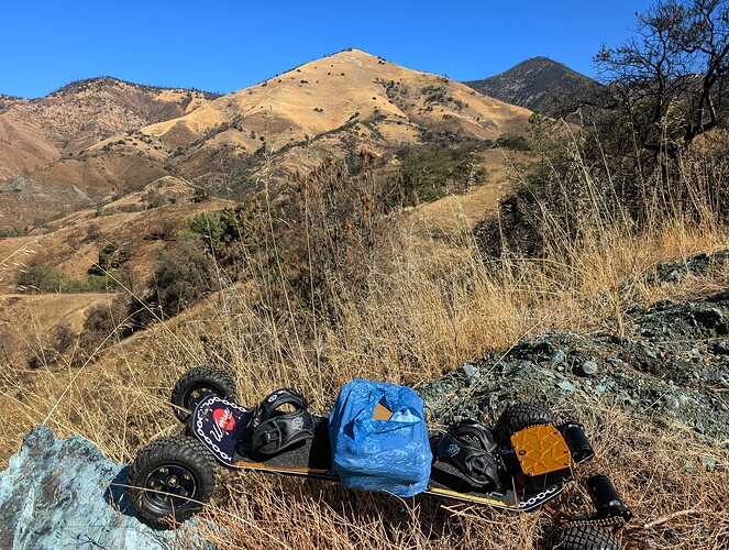 PXL_20251015_180826713.MP~2