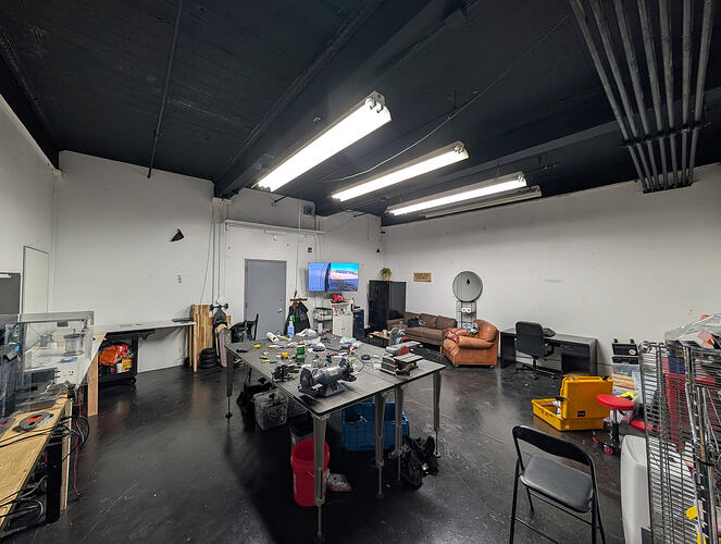 PXL_20260411_023736257