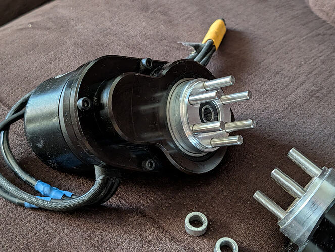 PXL_20251201_210756386