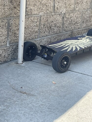 49CCCC2D-33AC-4951-8E8D-FC2F472AE62F_1_105_c