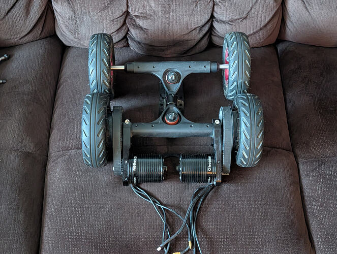 PXL_20251201_213537576