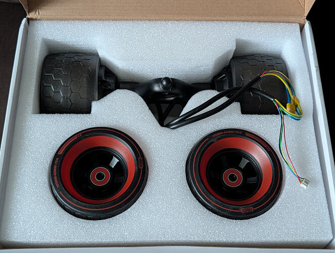 PXL_20251202_212003077