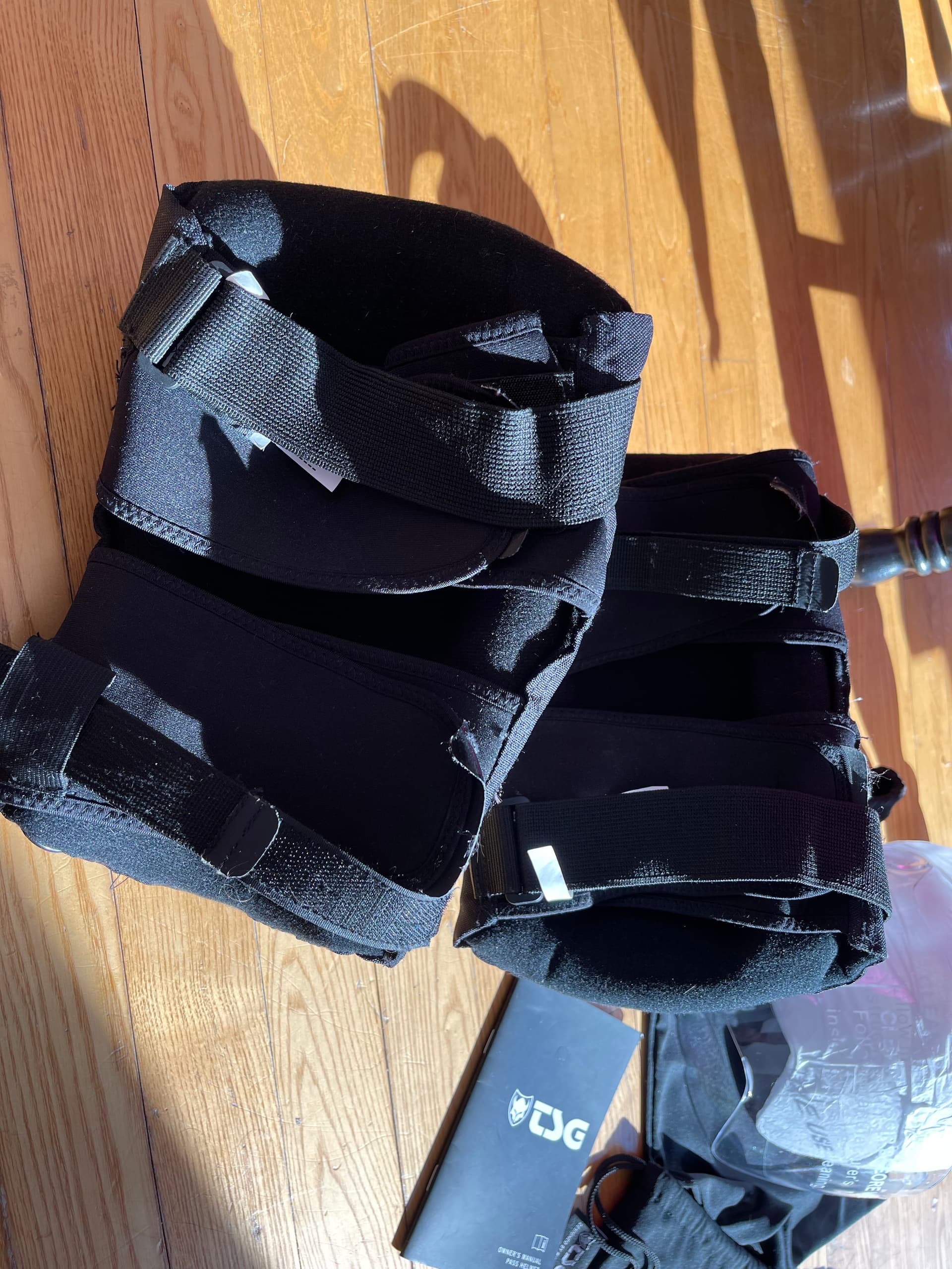 TSG Pass with 4 spare visors, TSG SK8 DHP, Demon Flexmeter D30 Used